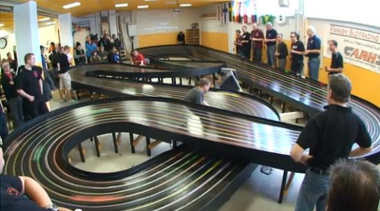 Гонки трассовых автомоделей Гонки трассовых автомоделей