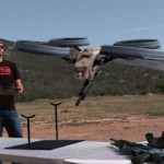 Беспилотник расстреливает манекены и взрывается (видео)