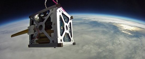 NASA доказало, что спутники могут питаться от обычного смартфона