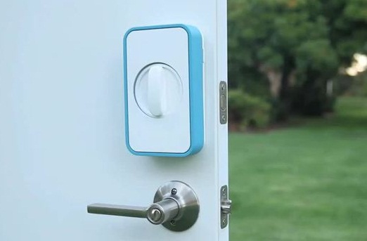 Lockitron позволит закрывать дверь с помощью телефона