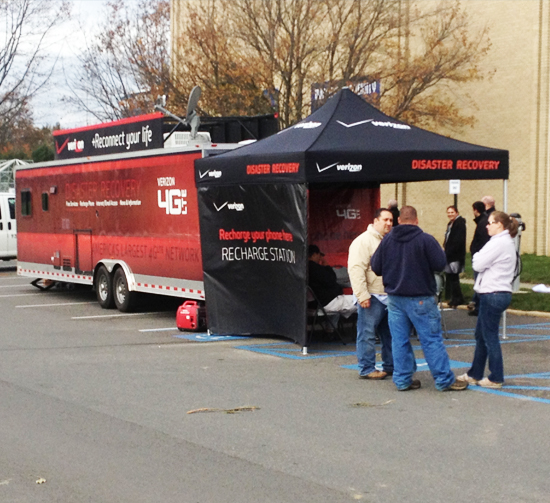 verizon-station Verizon Wireless пришли на выручку пострадавшим от урагана Сэнди