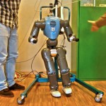 Создан робот-неваляшка