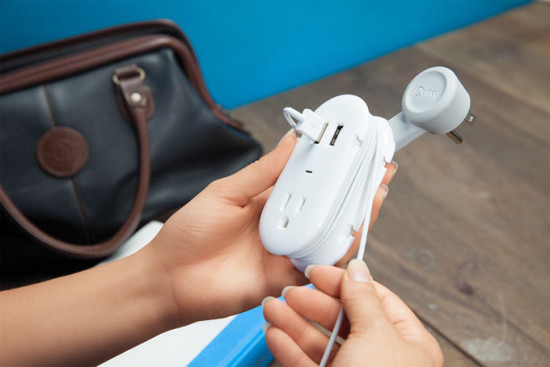 This-Power-Bar-Politely-Steps-Aside-So-It-Doesn-t-Block-Other-1