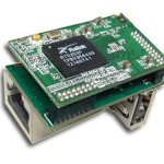 Крошечный ПК помещается на верхушке Ethernet-порта 