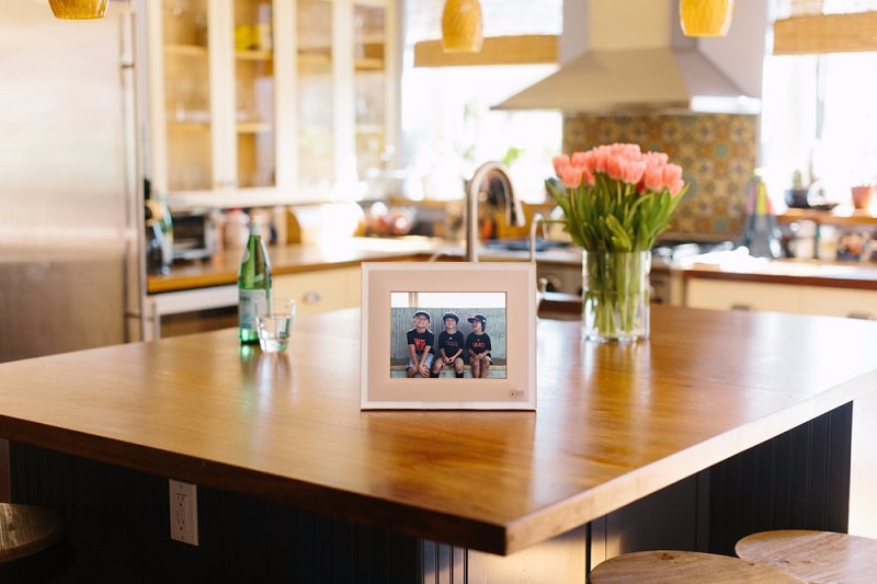 aura-smart-photo-frame